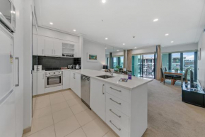 Luxurious & Spacious Living with Breathtaking Views